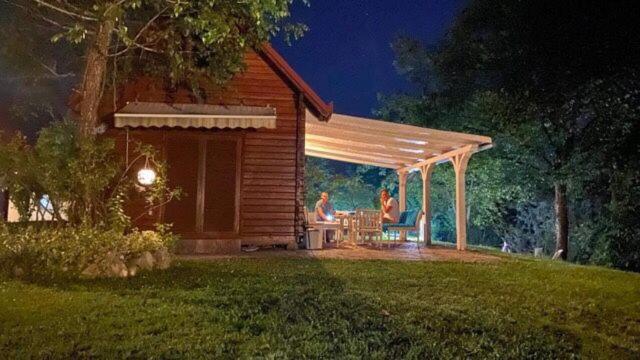 Hotel Una Kamp à Bosanska Krupa Extérieur photo
